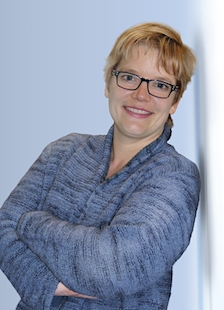 JULIA KÖHLER